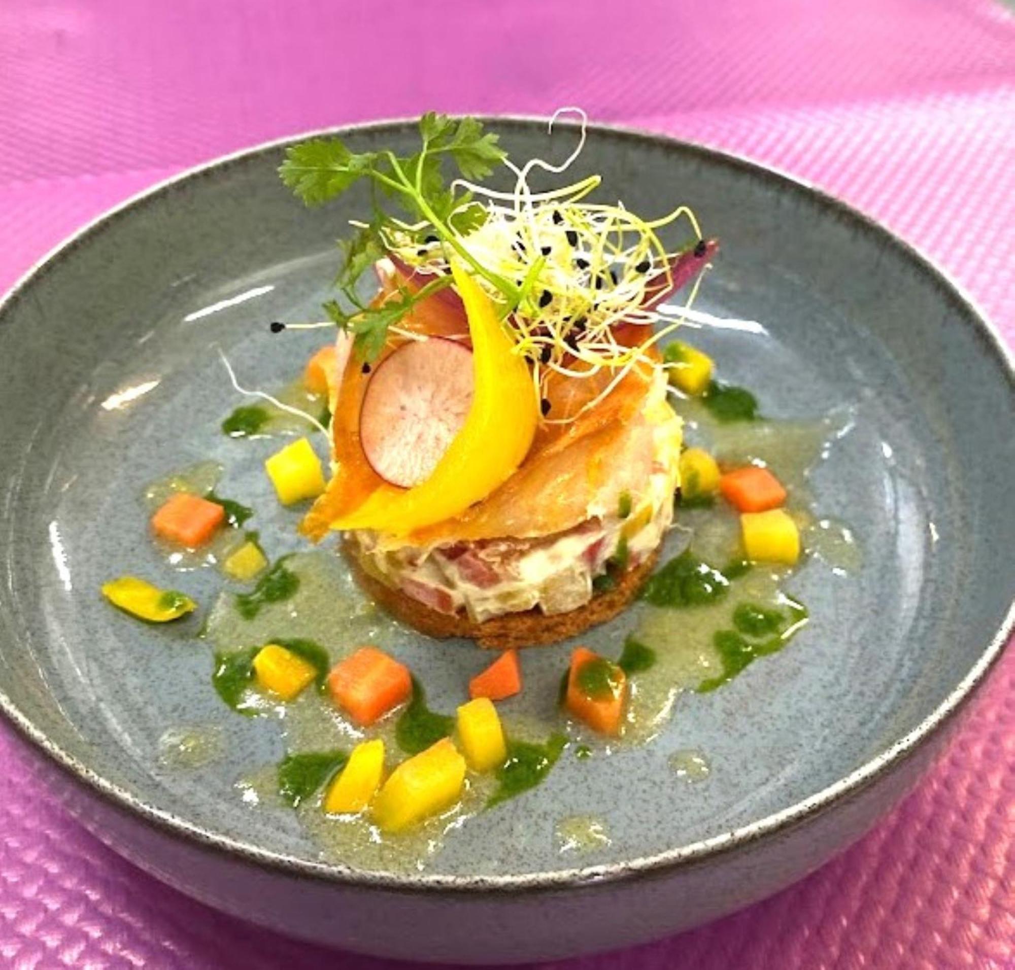 Logis Hotel Restaurant L'Oree Des Bois La Breille-les-Pins Екстериор снимка